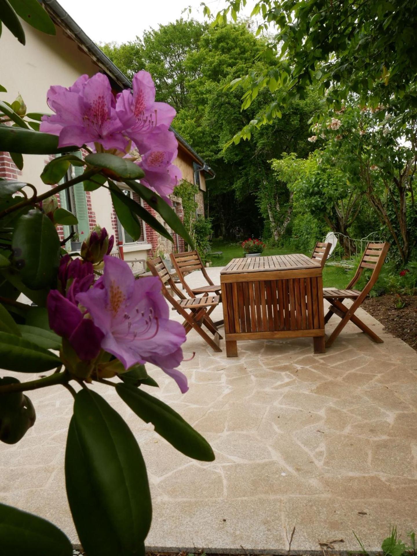 Les Jardins De Nanine Bed and Breakfast Lapleau Εξωτερικό φωτογραφία